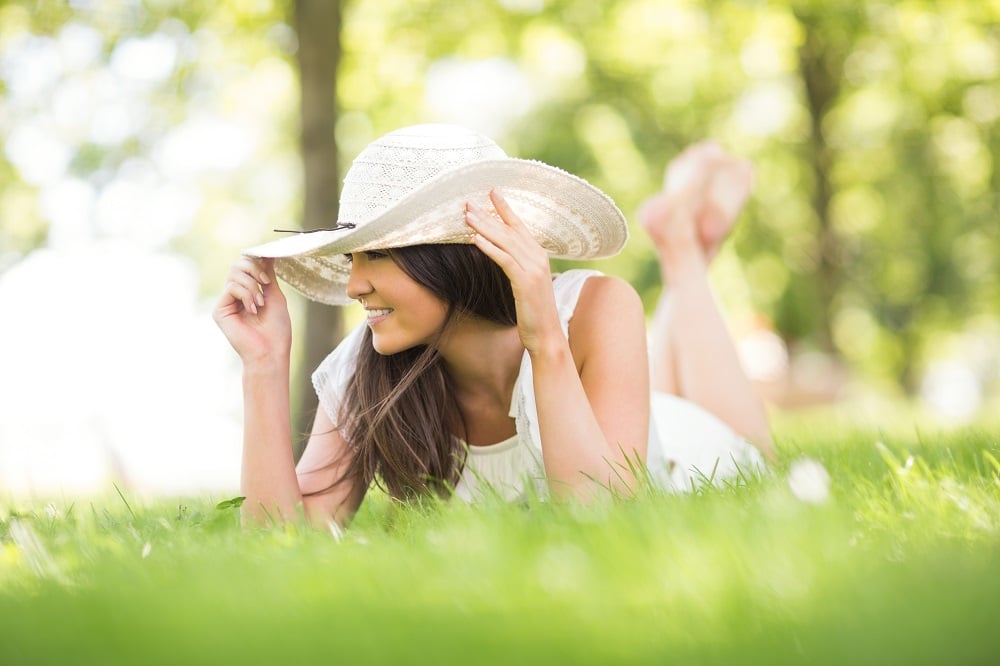 How to Protect Your Skin from the Sun: 3 Useful Tips