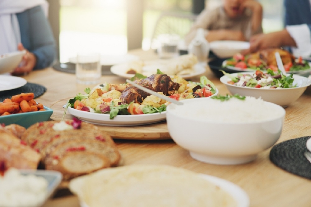 How to Avoid Food Coma This Season, According to a Doctor