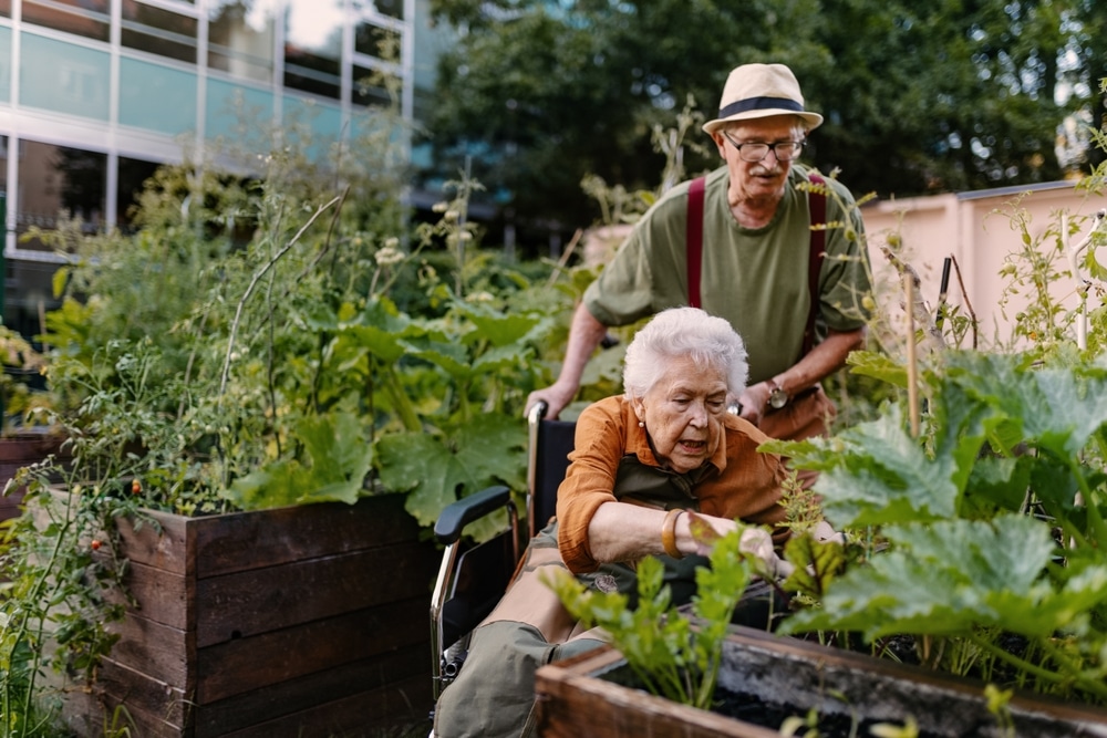 Health Benefits & Gardening Tips for Seniors