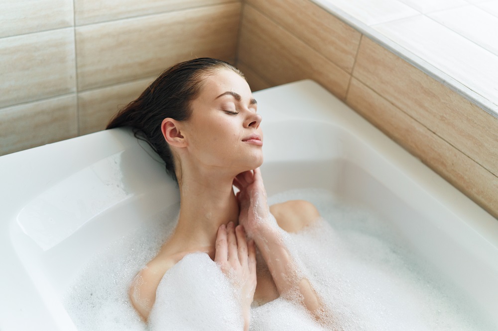 7 Celebrity Wellness Trends You Can Try for Free