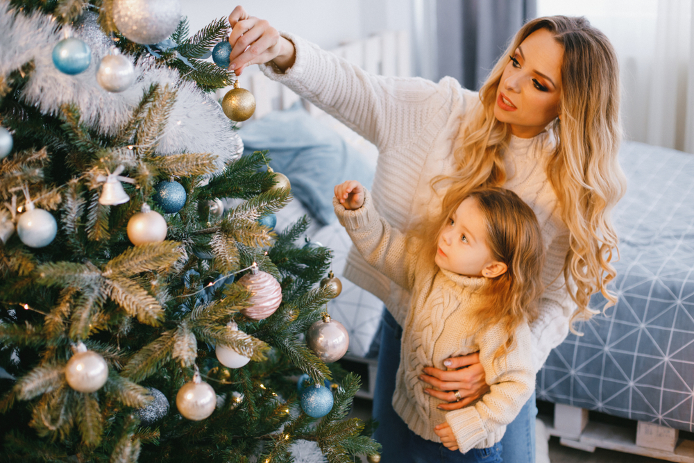 5 Ways to Make the Holidays Simply Wonderful