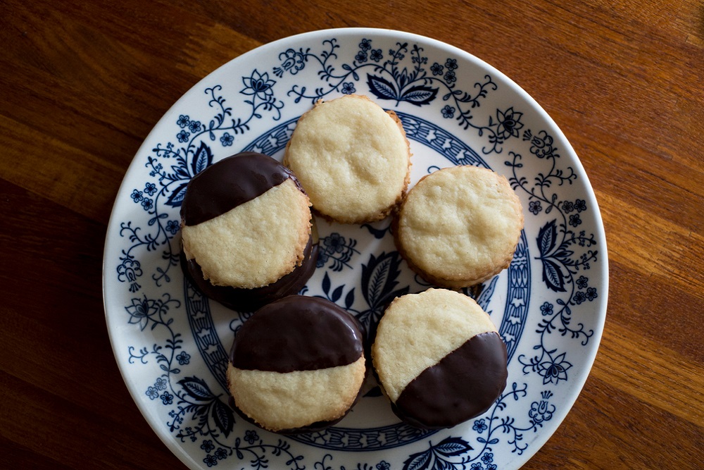 Pistachio Shortbread Cookies
