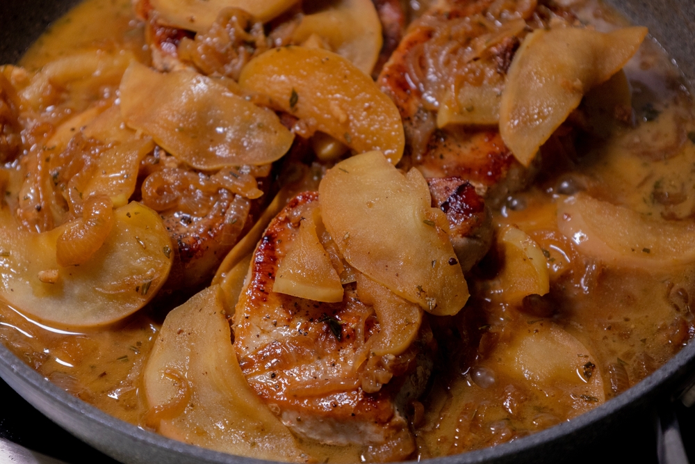 Caramelized Apples & Pork Chops