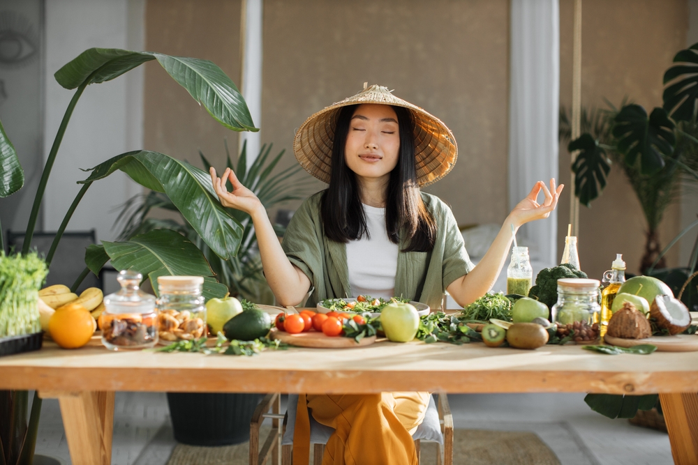 The Art of Mindful Eating: Choosing Whole Foods